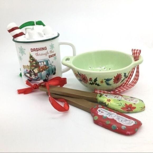 Pioneer Woman Christmas Ornaments 2021 Bundle Mug, Colander, Spatulas New
